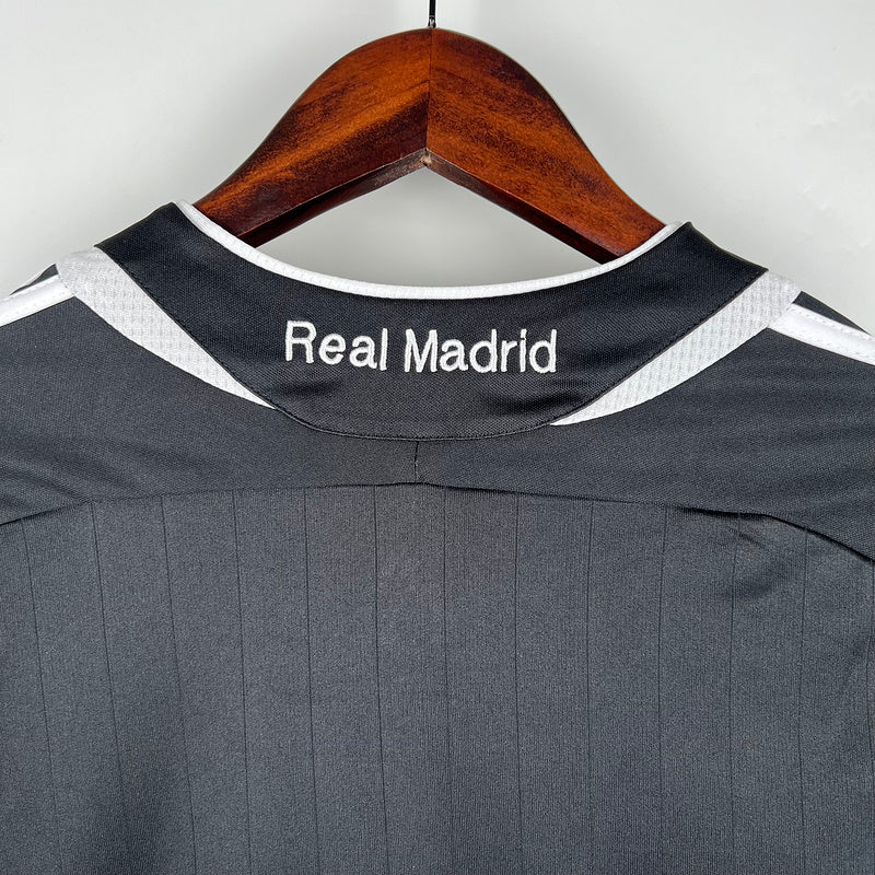 Retro Long Sleeve Real Madrid 06∕07 Third Away (04AA)