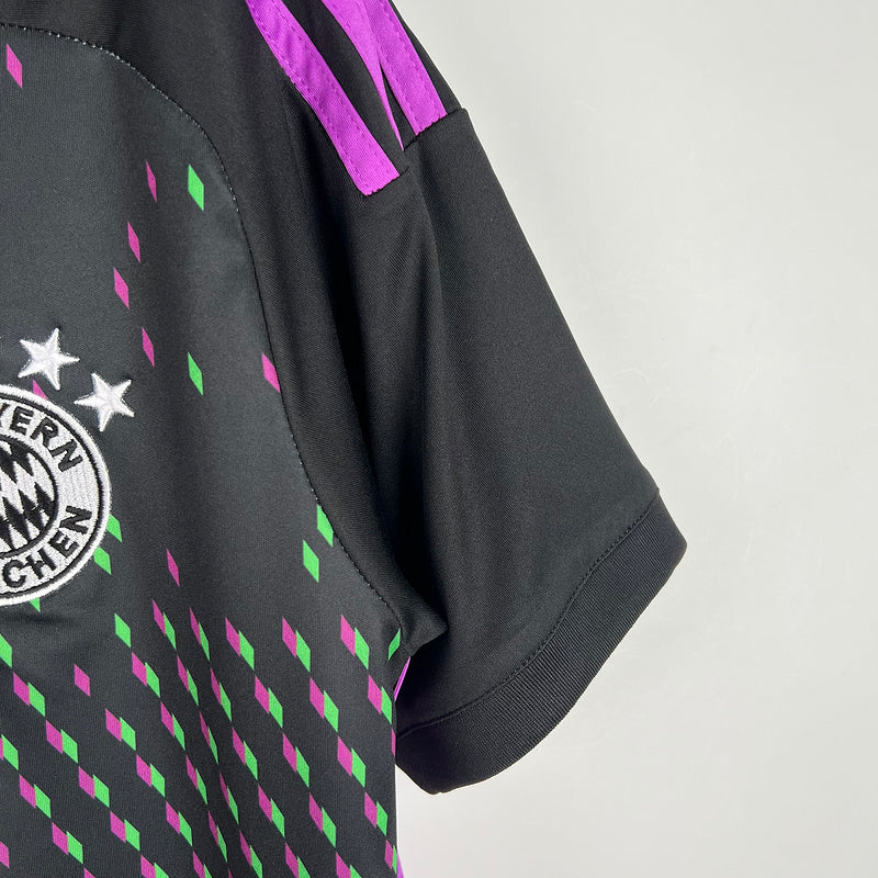 23/24 Bayern Munich Away (A4F1)