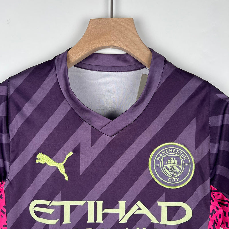 23/24 Kids GoalKeeper Manchester City (2FBB)