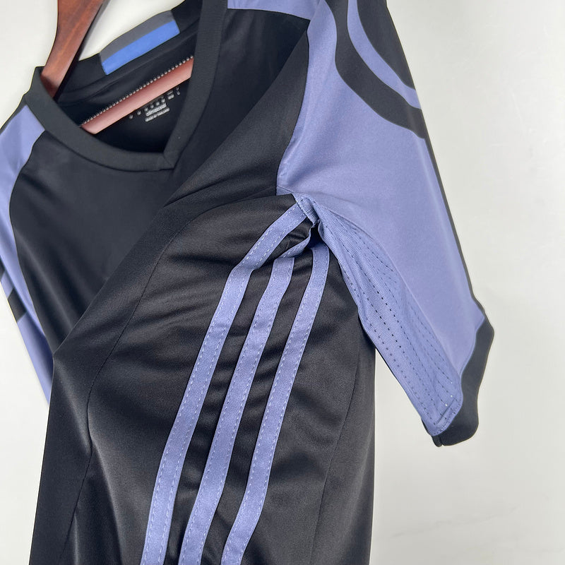 Retro Real Madrid 16∕17 Third Away (BF0B)
