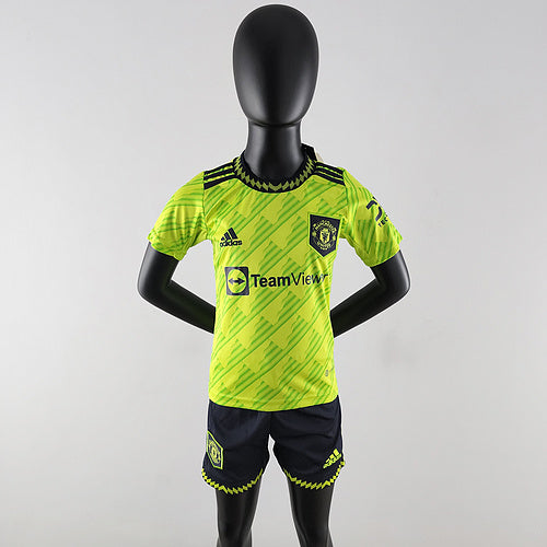22/23 Kids Manchester United third away (E618)