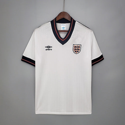 Retro 84∕87 England home (59E1)