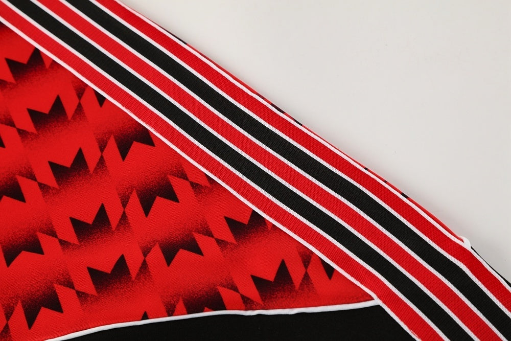 25/26 Tuta Manchester United Originals Retrò