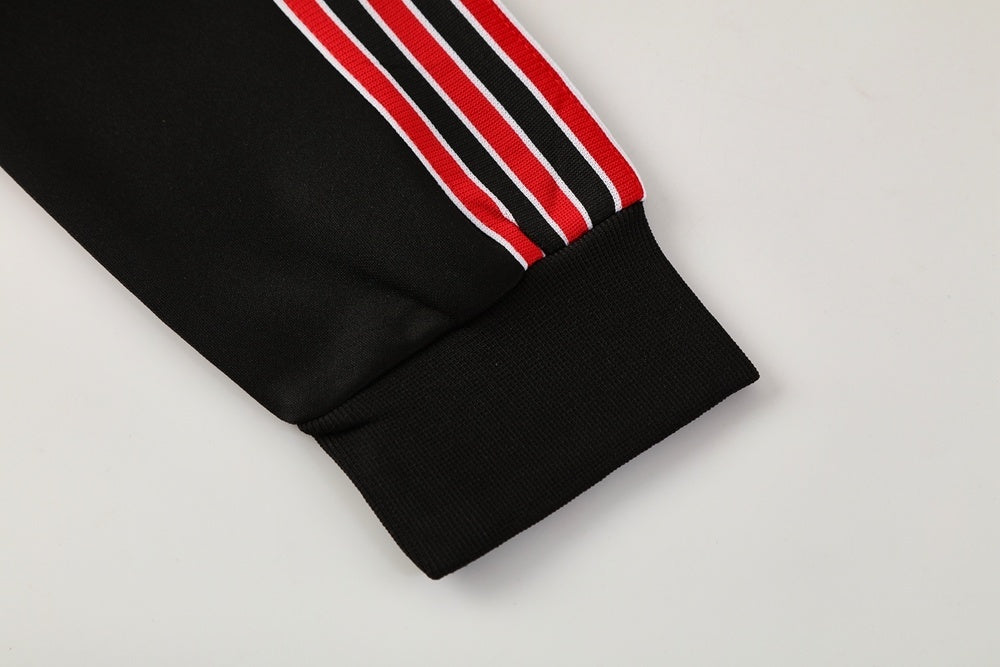 25/26 Tuta Manchester United Originals Retrò