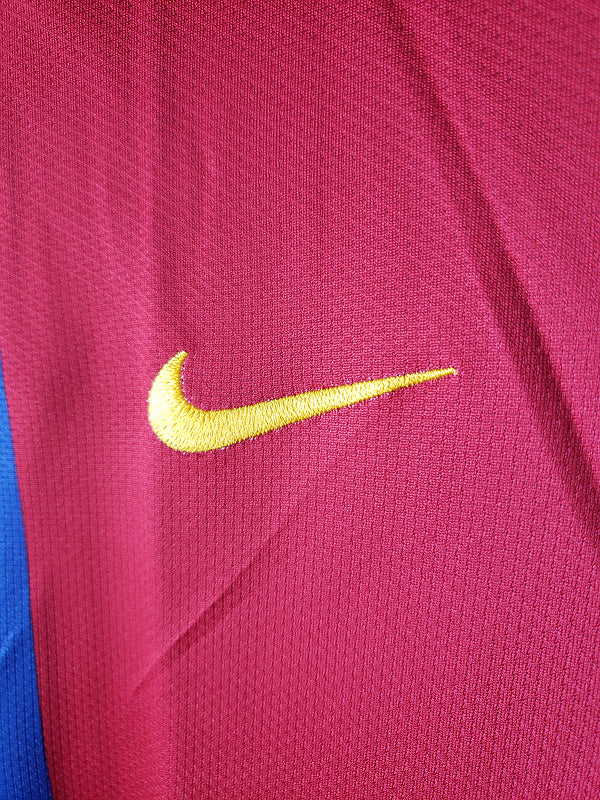 Retro 07∕08 Barcellona home (1041)