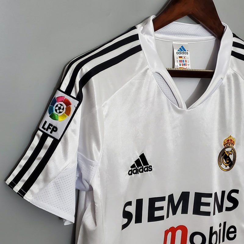 Retro 04∕05 Real Madrid home (3218)