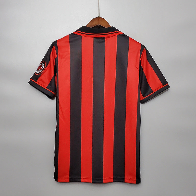 Retro 96∕97 AC Milan home (FEA5)