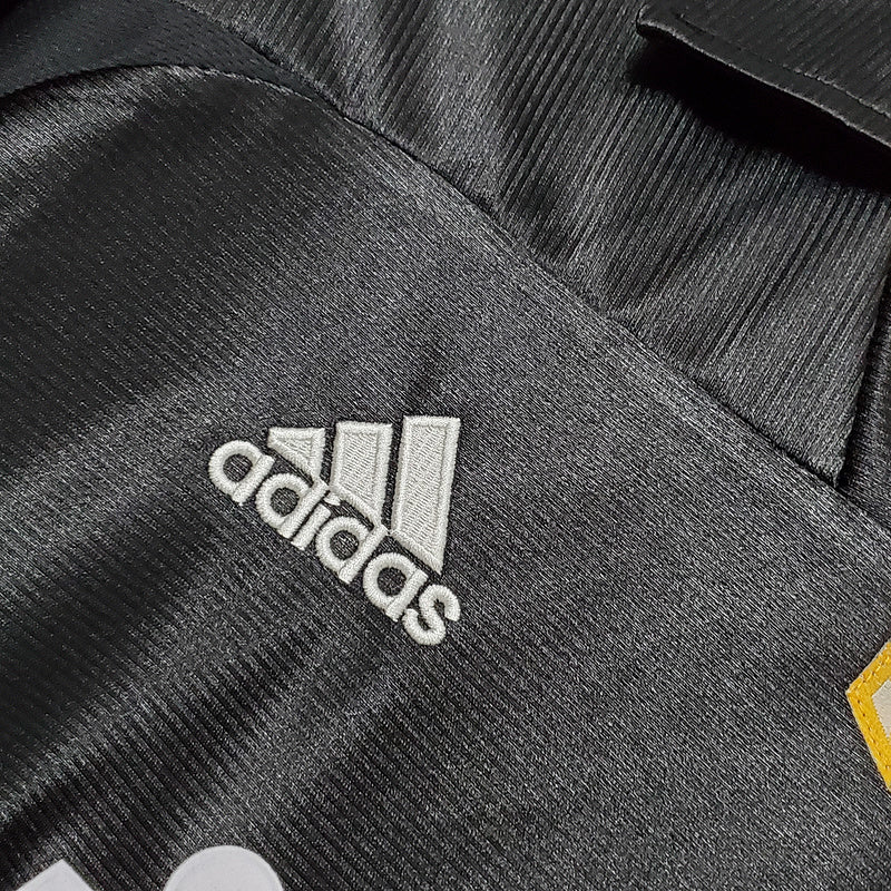Retro Real Madrid 98∕99 away (CB8C)