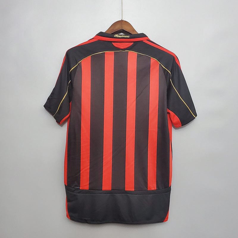 Retro 06∕07 AC Milan home (2252)