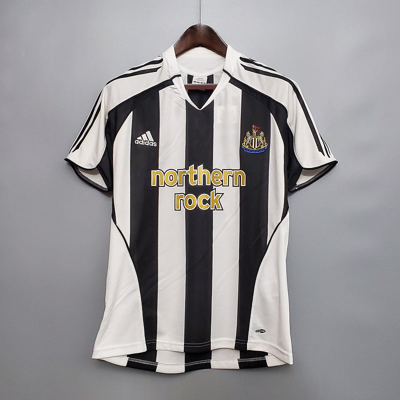 Retro 05∕06 Newcastle United home (1C32)