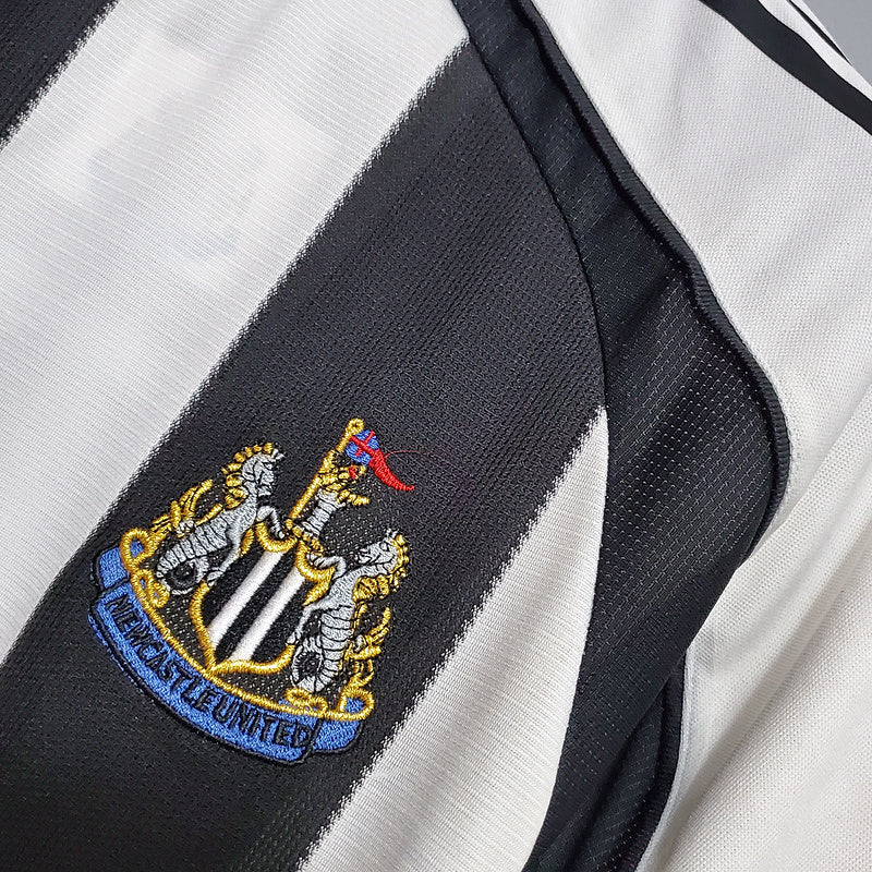 Retro 05∕06 Newcastle United home (1C32)