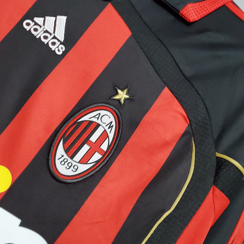 Retro 06∕07 AC Milan Long sleeve home (B424)