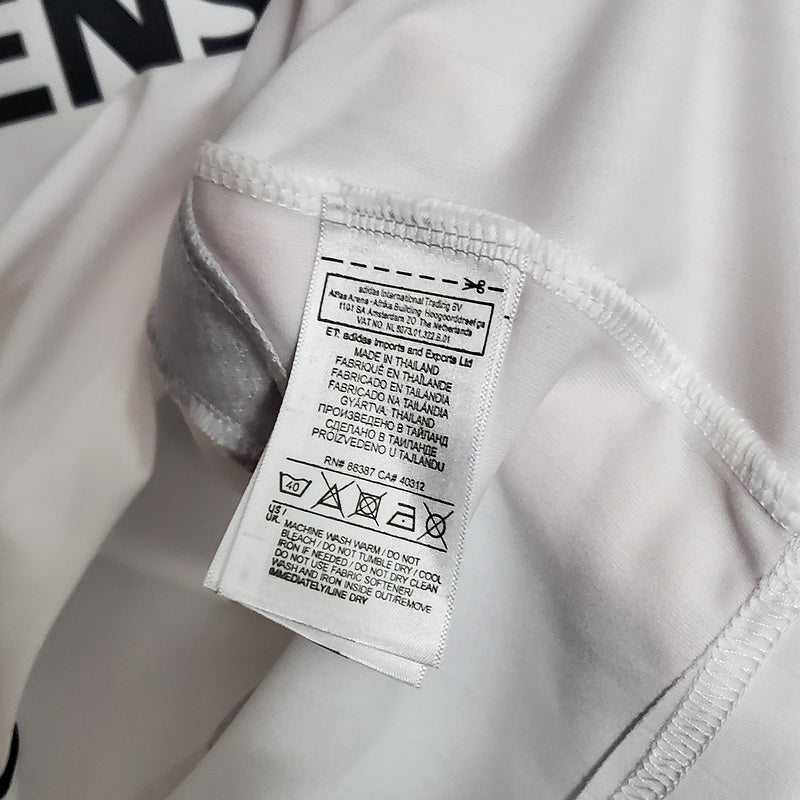 Retro Real Madrid 06∕07 home (1A43)