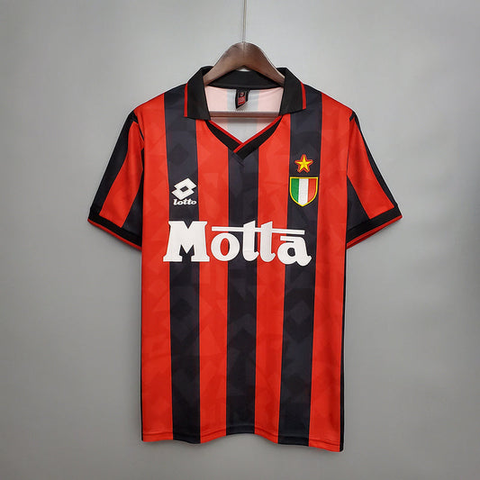 Retro 93∕94 AC Milan home (158B)