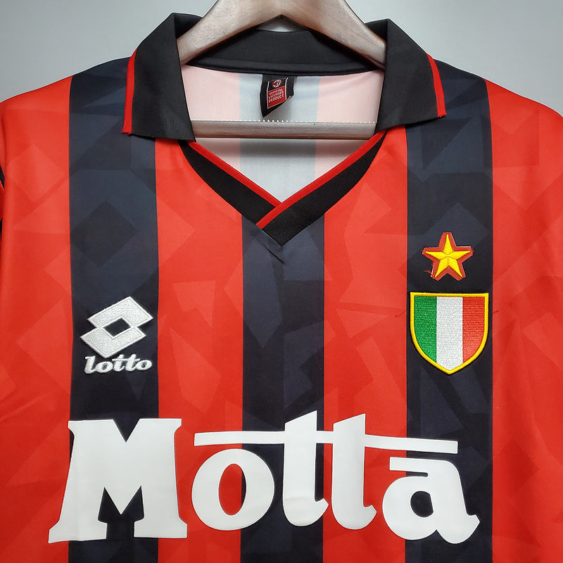 Retro 93∕94 AC Milan home (158B)