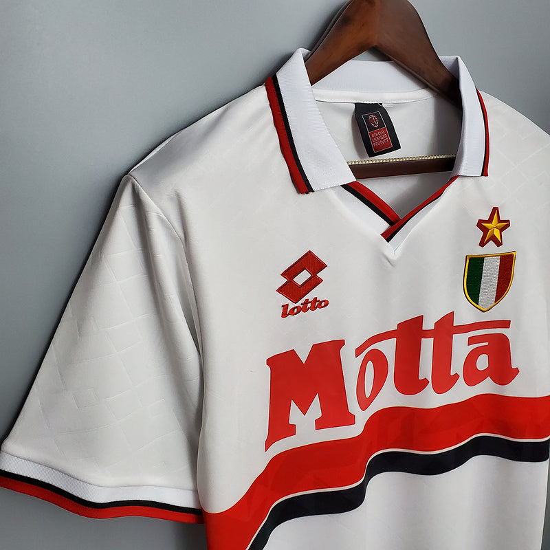 Retro 93∕94 AC Milan away (82DB)