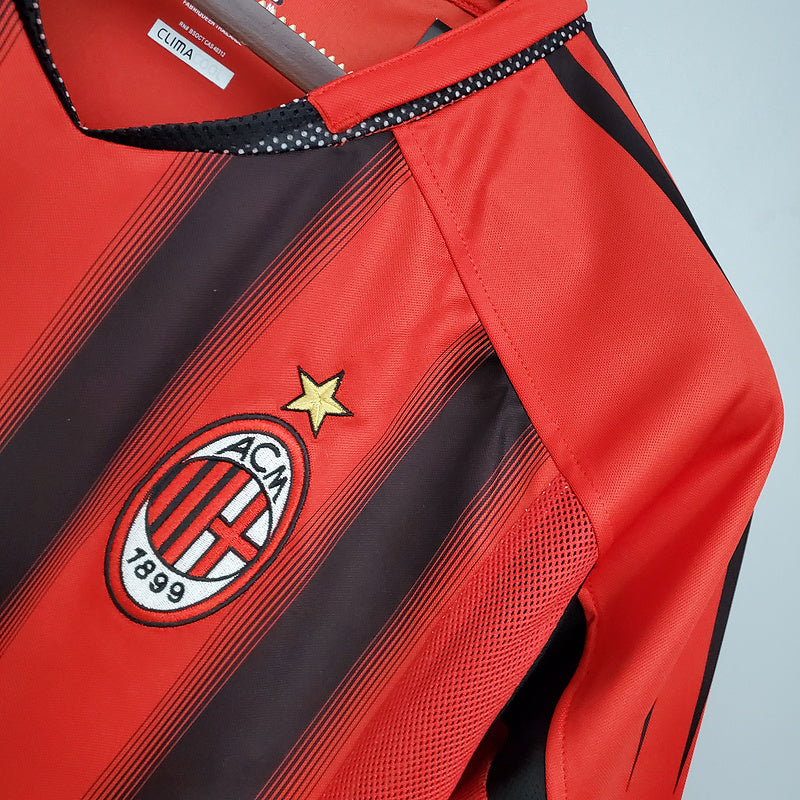 Retro 04∕05 AC Milan home (04D0)