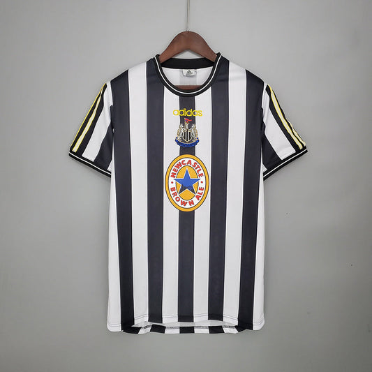 Retro 97∕99 Newcastle United home (D39E)