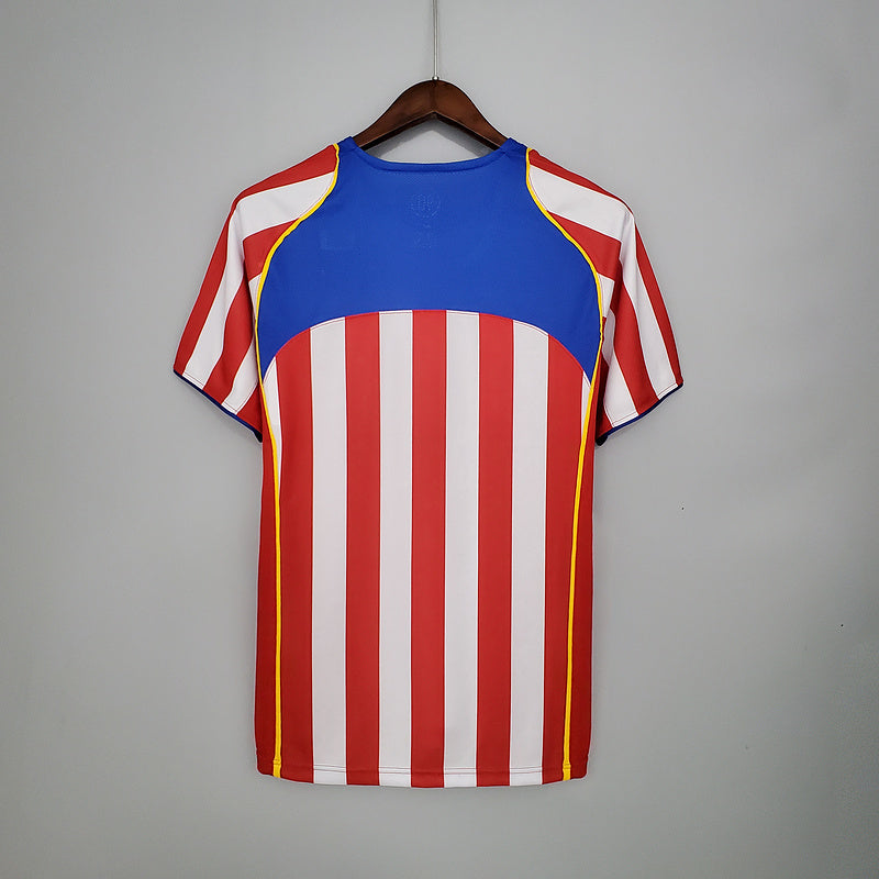 Retro Atletico Madrid 04∕05 home (03B7)
