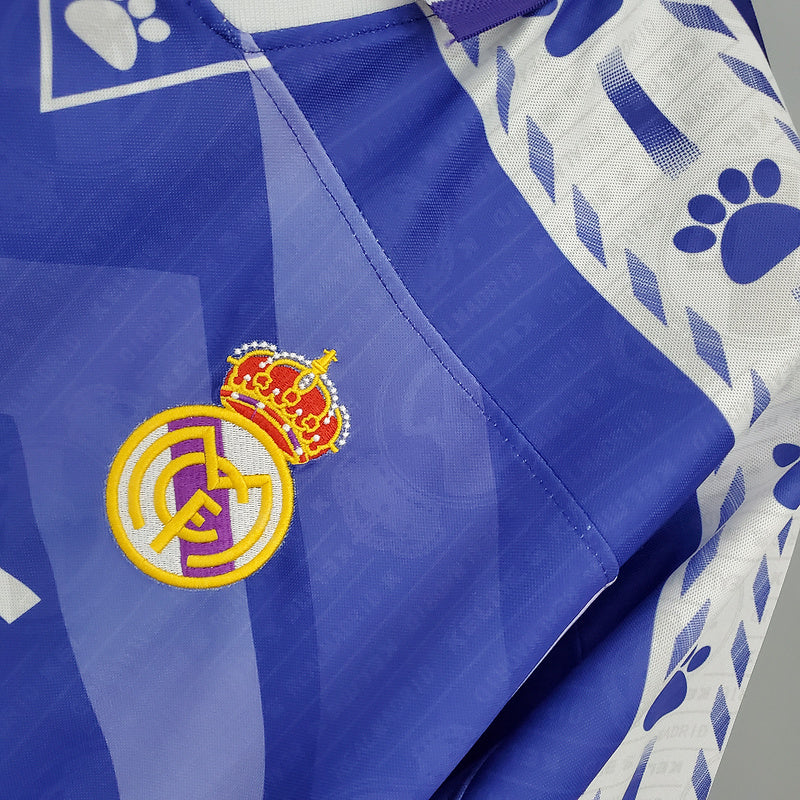 Retro Real Madrid 96∕97 away (FD0C)