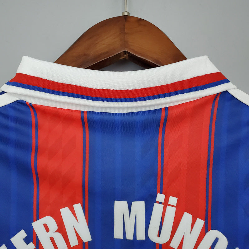 Retro Bayern Munich 95∕97 home (4F12)