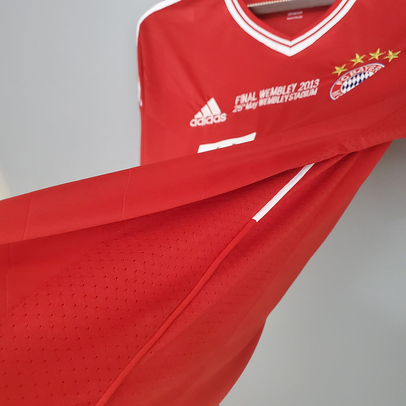 Retro Bayern Munich 13∕14 Champions League home (5D82)