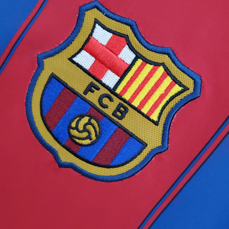 Retro 03∕04 Barcellona home (C8E1)