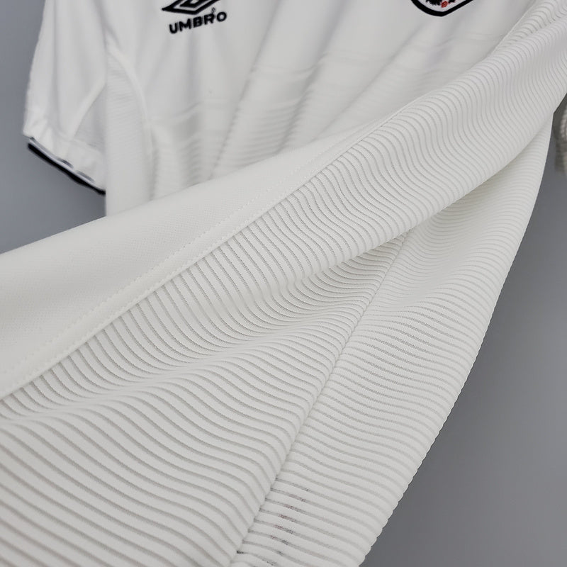 Retro 2000 England home (058E)