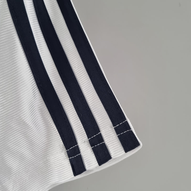 Retro Real Madrid 2000 home (A8E9)