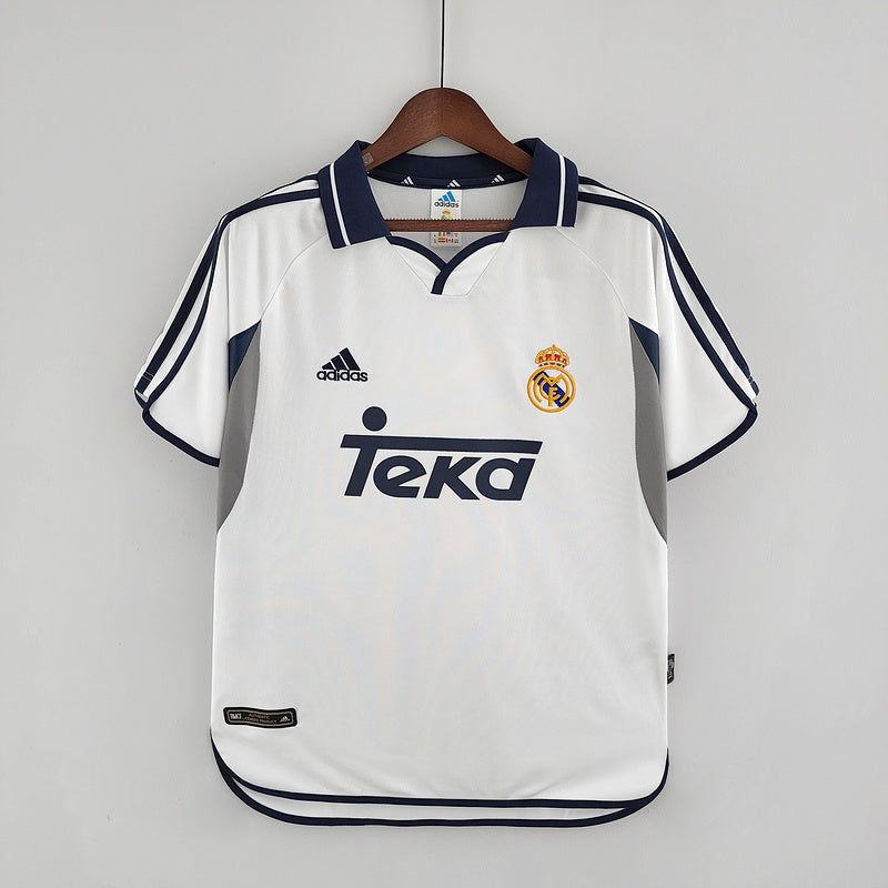 Retro Real Madrid 00∕01 home (28B1)