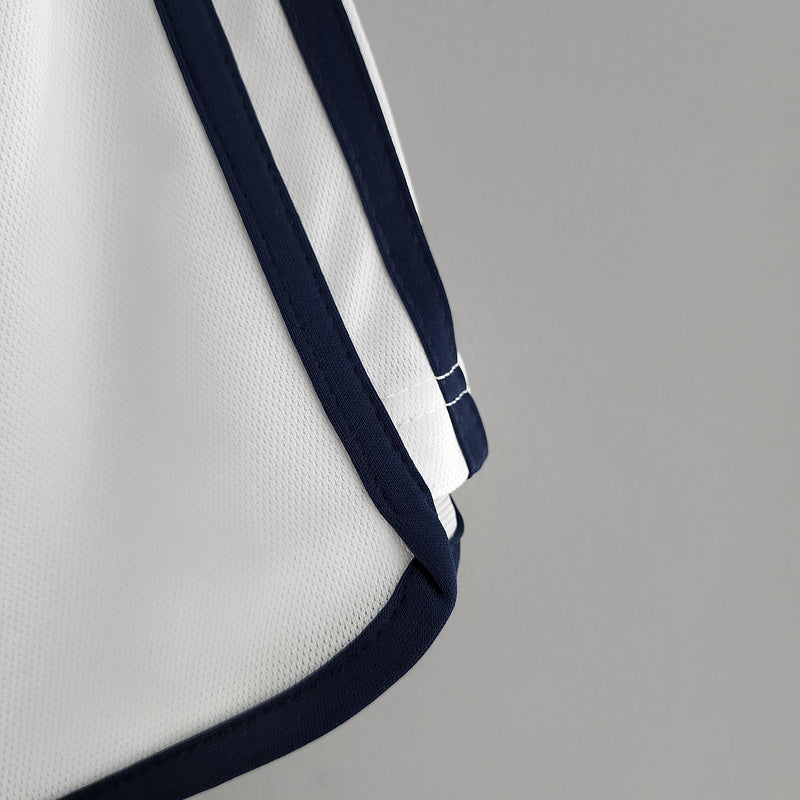 Retro Real Madrid 00∕01 home (28B1)