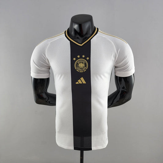 2022 Player Version Germany - Black & White (1057)