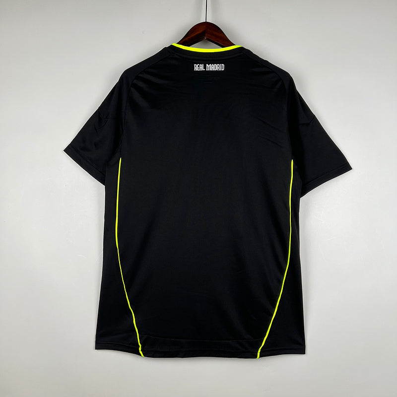 Retro Real Madrid 10∕11 Away (672A)