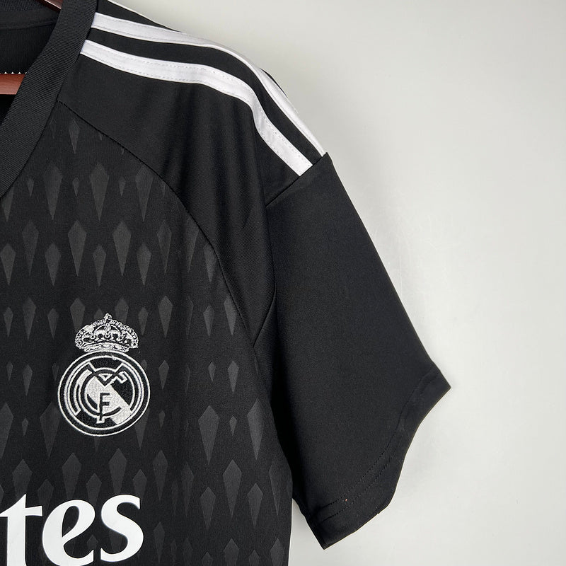 23/24 GoalKeeper Real Madrid - Black (5BFD)