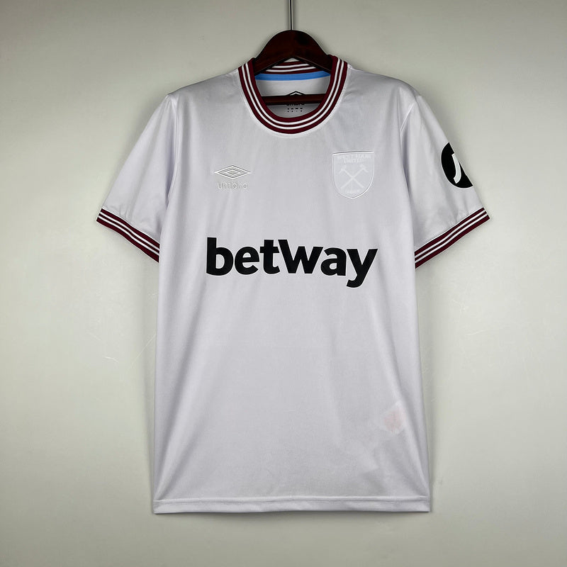 23∕24 West Ham away (9808)