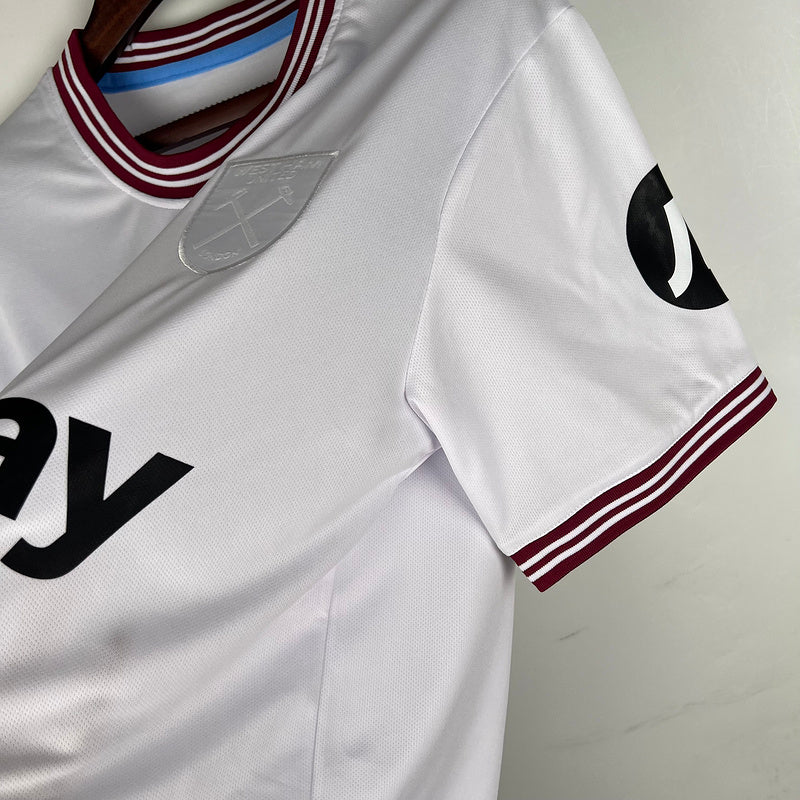 23∕24 West Ham away (9808)