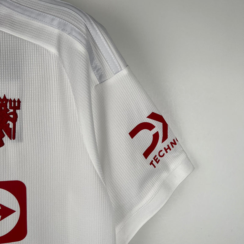 23∕24 Manchester United third away (2E16)