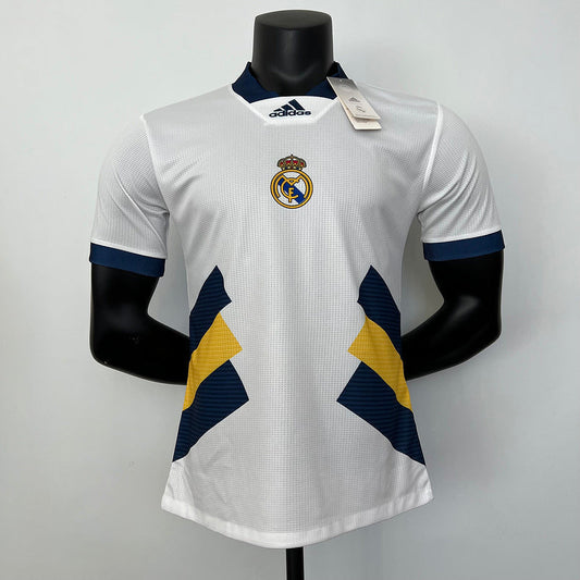 23/24 Player Version Real Madrid (E52E)