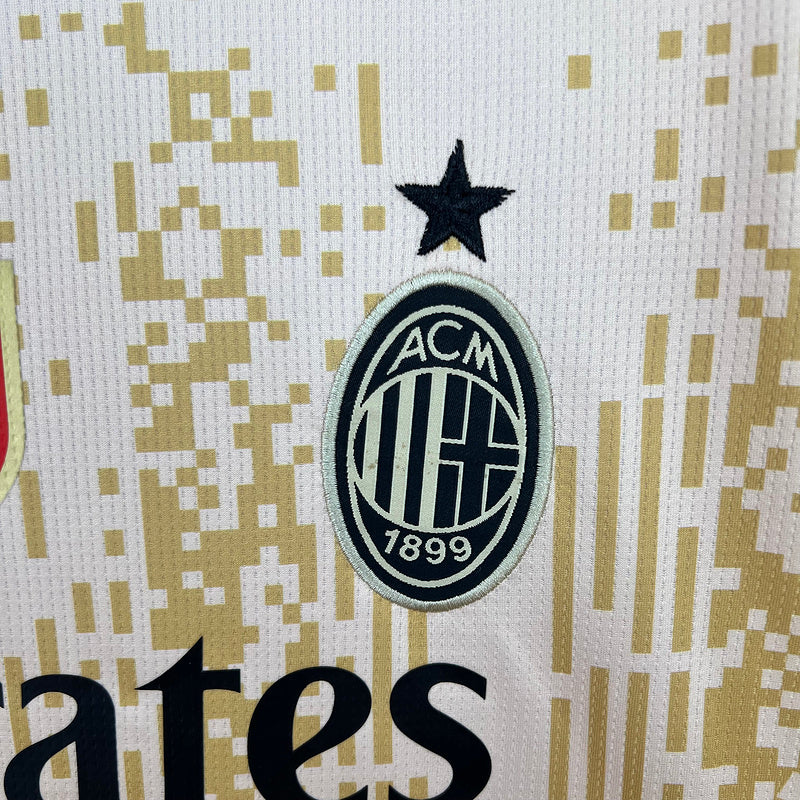 23∕24 AC Milan 4th Gold (B749)