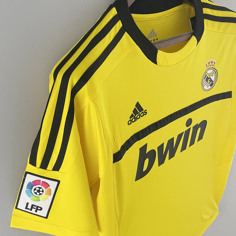 Retro Real Madrid 11∕12 Goalkeeper Yellow (45C4)