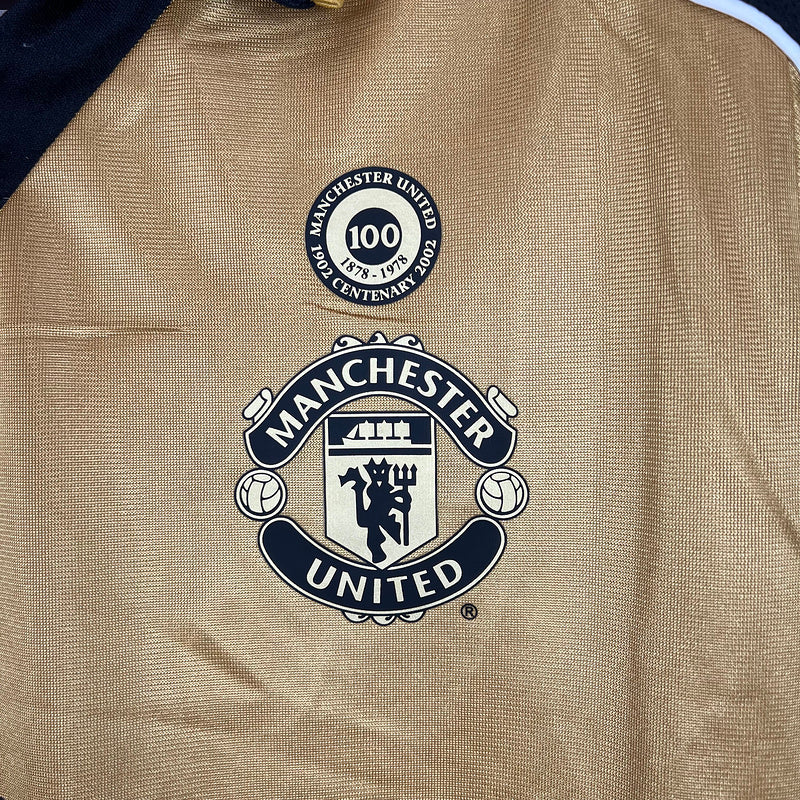 Retro Manchester United 01∕02 100th Anniversary Edition (DC40)