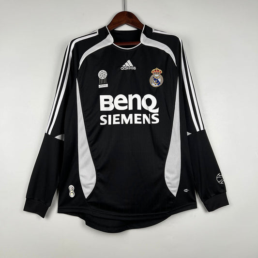 Retro Long Sleeve Real Madrid 06∕07 Third Away (04AA)
