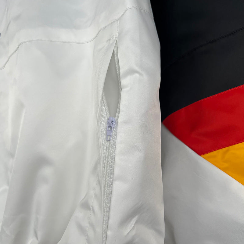 23/24 Windbreaker Arsenal White (F5B2)