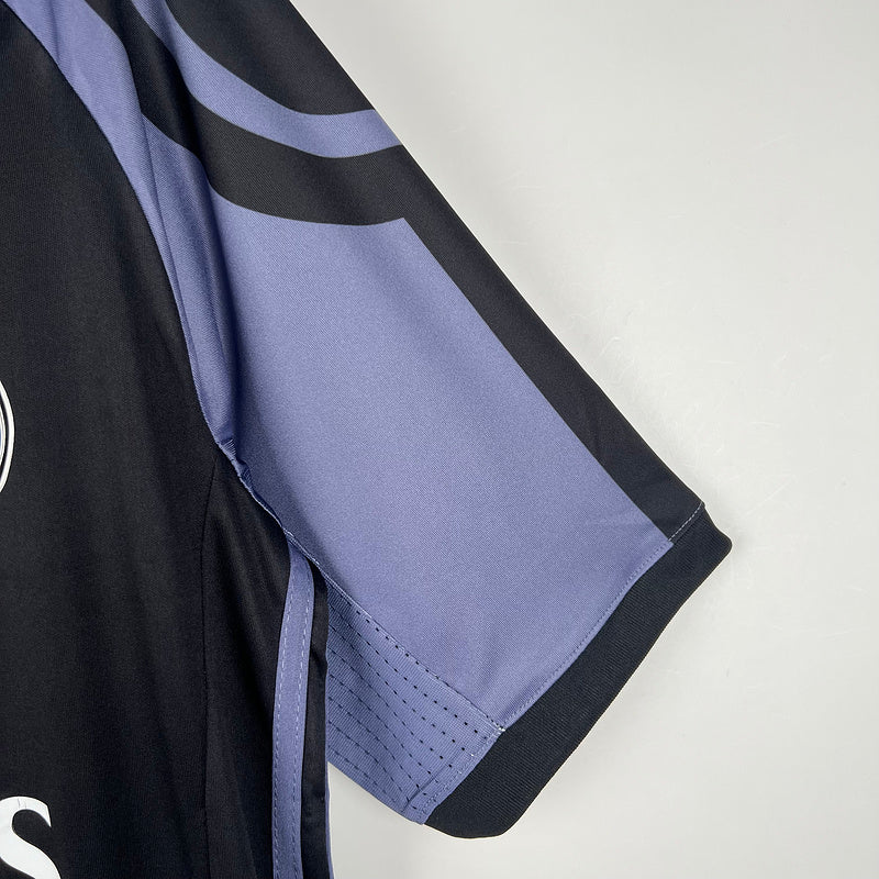 Retro Real Madrid 16∕17 Third Away (BF0B)