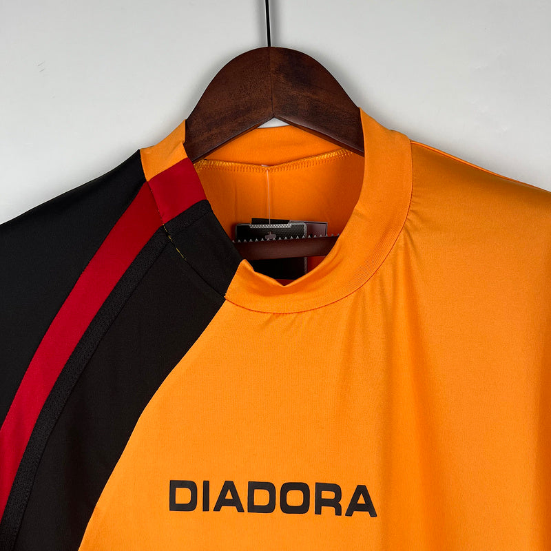 Retro Roma 05∕06 Home (DFCD)