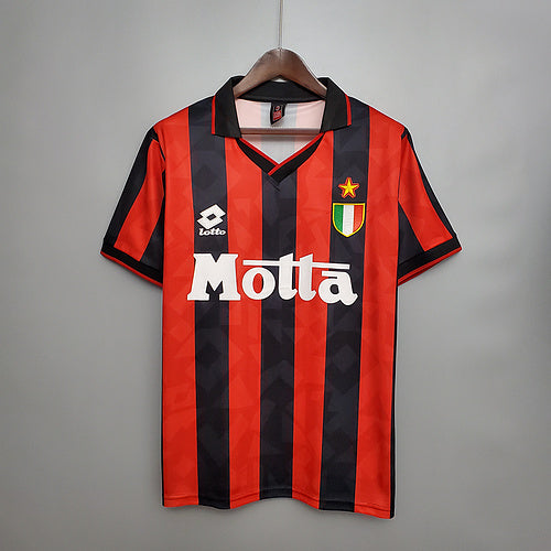 Retro 93∕94 AC Milan home (158B)