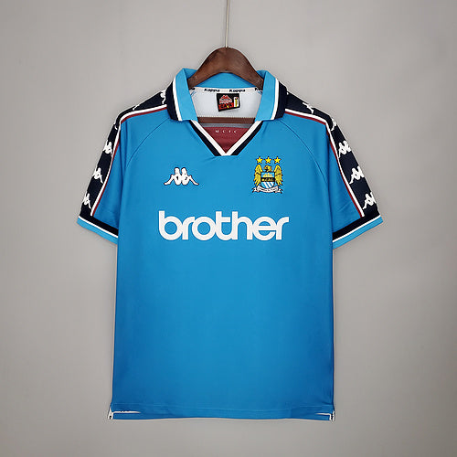 Retro Manchester City 97∕99 home (202F)