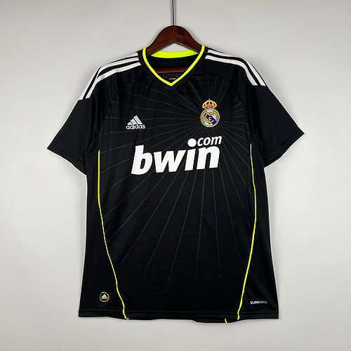 Retro Real Madrid 10∕11 Away (672A)