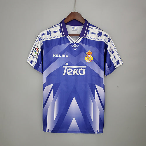 Retro Real Madrid 96∕97 away (FD0C)