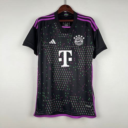 23/24 Bayern Munich Away (A4F1)